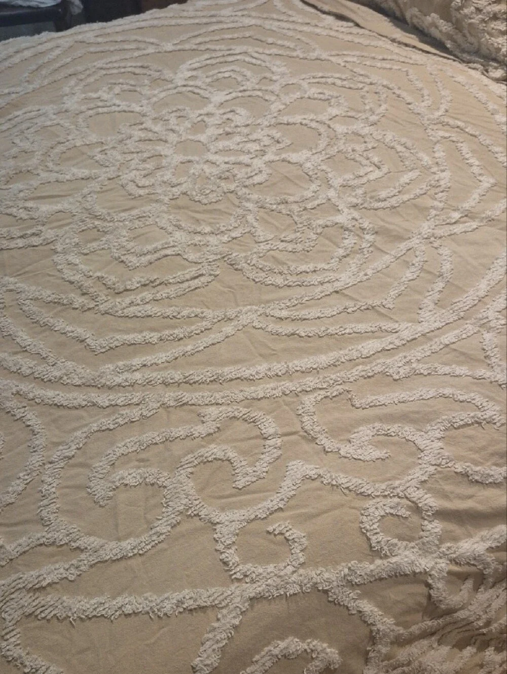 Lightweight  Chenille Comforter Set - Cream